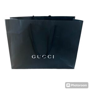 GUCCI Black Spell Out Shopping Bag
